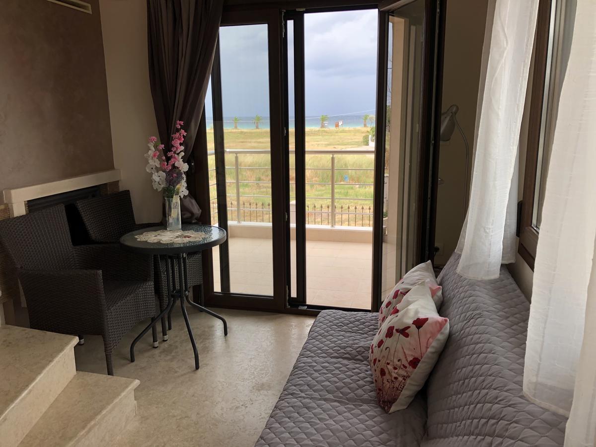 Am Beach House Nea Moudania Zewnętrze zdjęcie